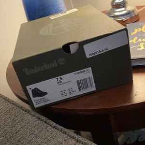 Toddler 7.5 black timberland boots